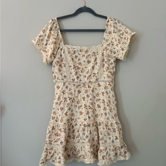 American Eagle Floral Cream Dress - Picture 1 of 4